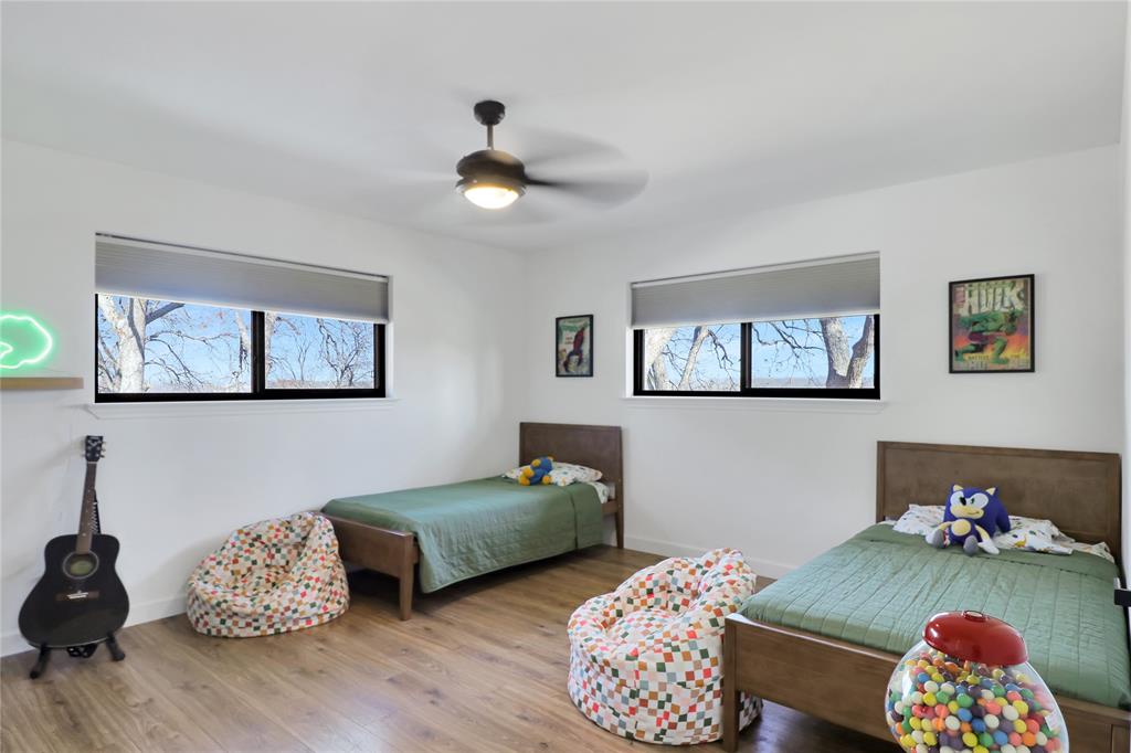 Moore Lonson - Residential