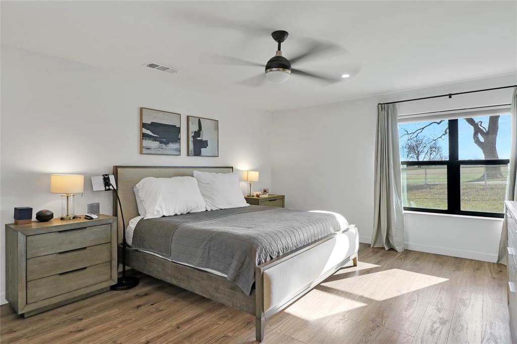 Moore Lonson - Residential