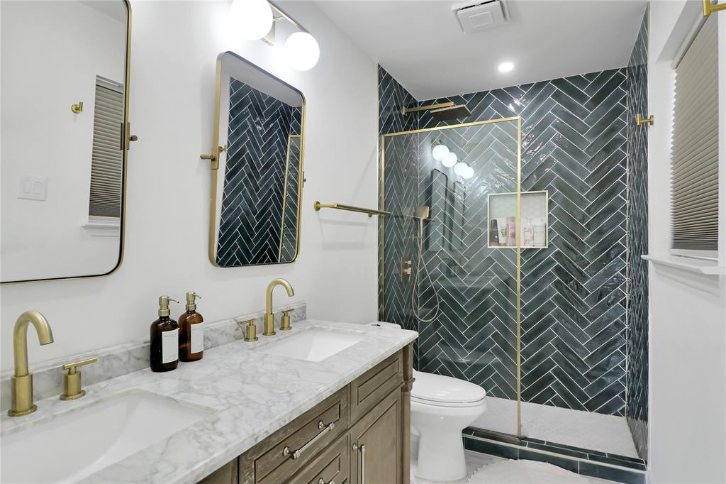 Moore Lonson - Residential