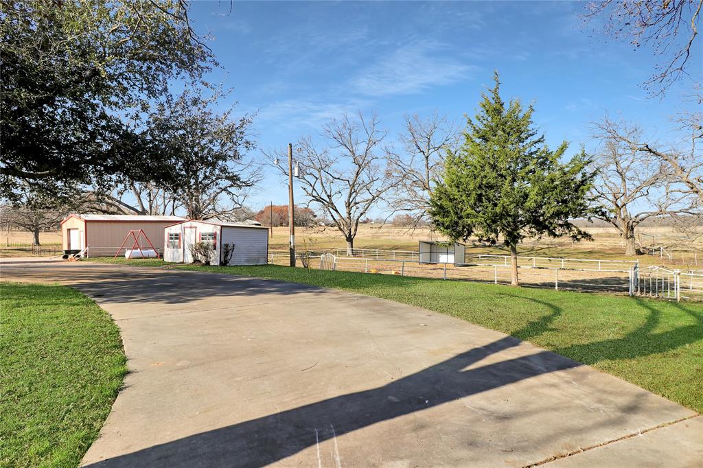 Moore Lonson - Residential