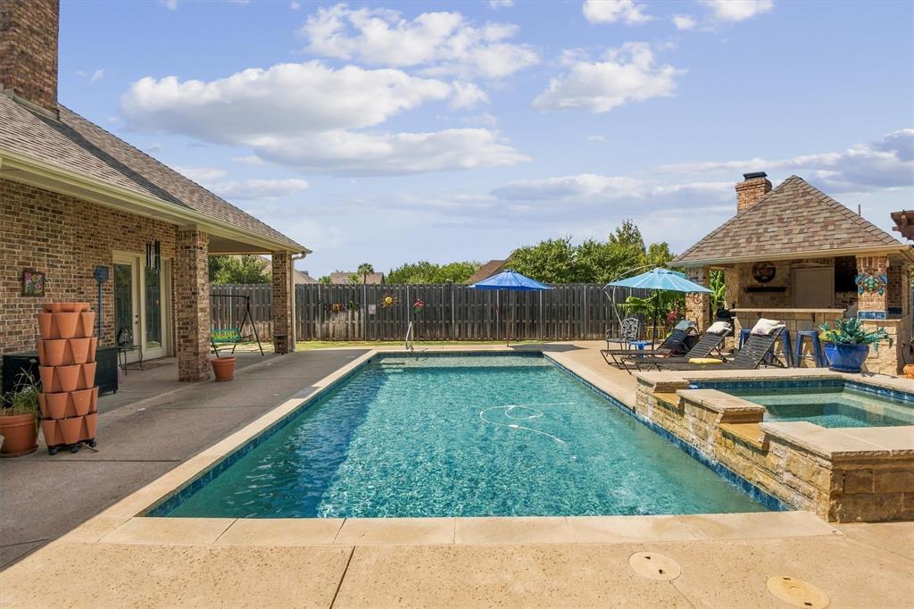 7211 Hamilton Drive
