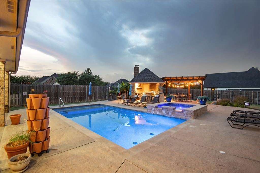 7211 Hamilton Drive