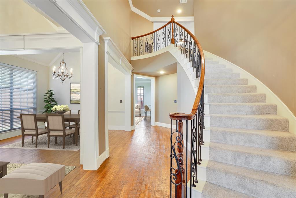 8312 Young Court