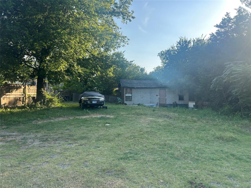 5747 Johnson Lane