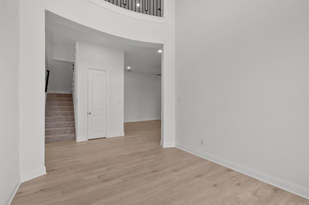 3140 Tobias Lane