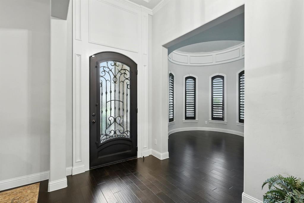901 Saint Peter Lane
