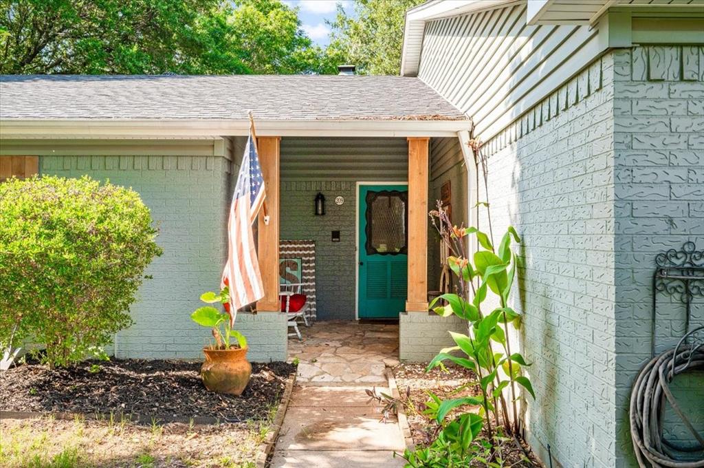 209 Live Oak Lane