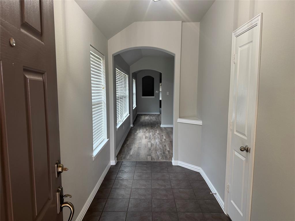 921 Horizon Ridge Circle