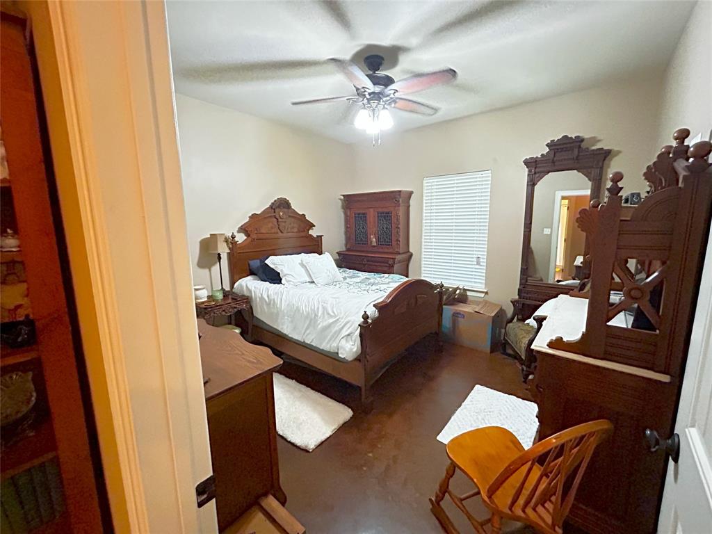 TARRANT CREEK ESTATES - Residential