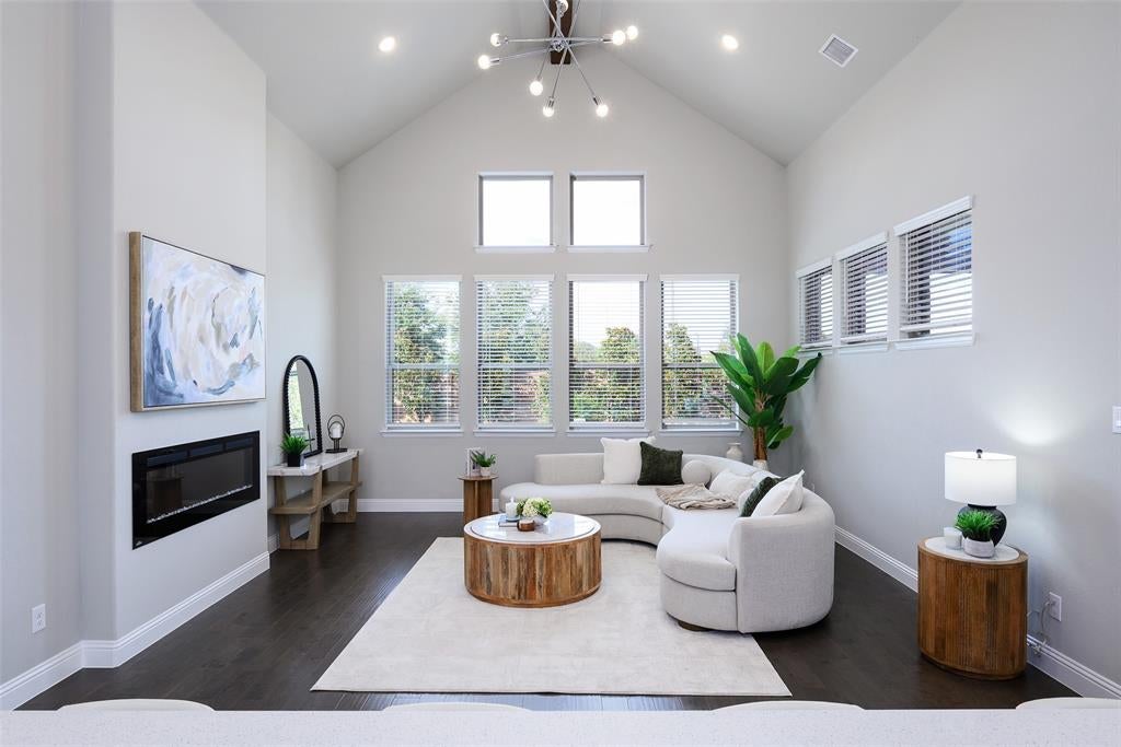 2298 Bristlegrass Road