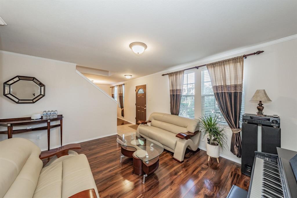 Silhouette Ph 1 - Residential Lease