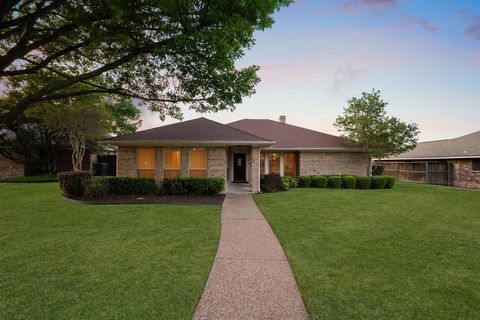 2429 Golden Oaks Drive Garland TX 75044