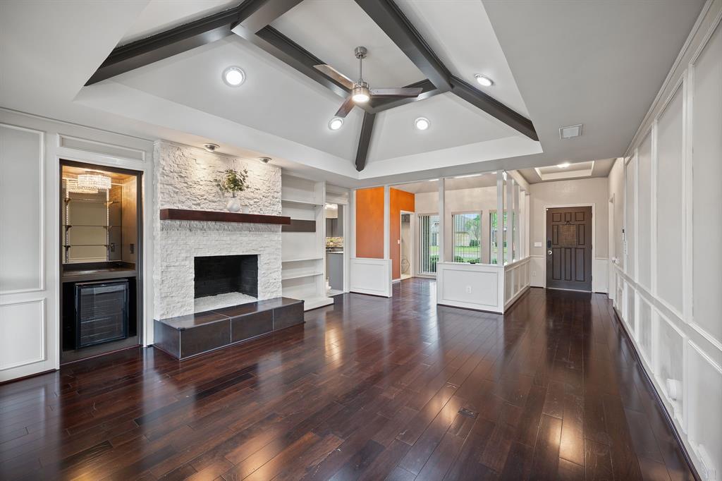 2429 Golden Oaks Drive