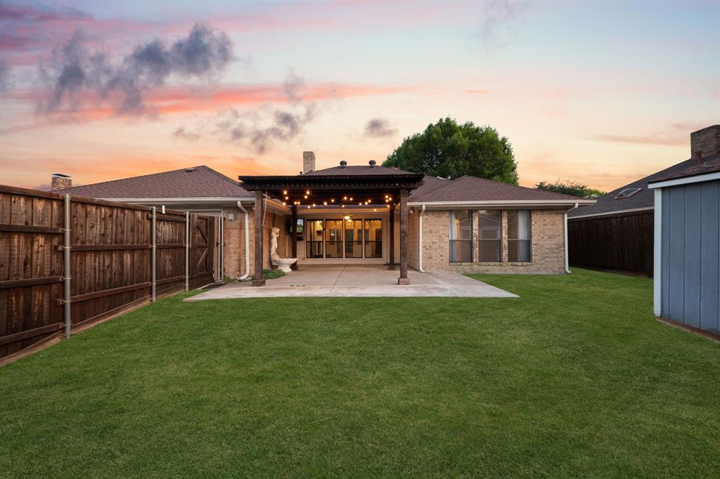 2429 Golden Oaks Drive