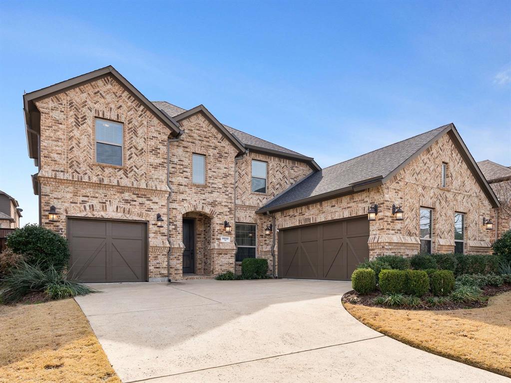 9908 Pikes Peak Place