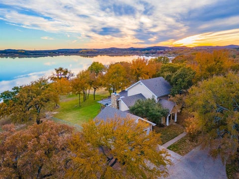 Photo of 618 Farm to Market Road 3003, Graham, TX 76450 (MLS # 21400474)
