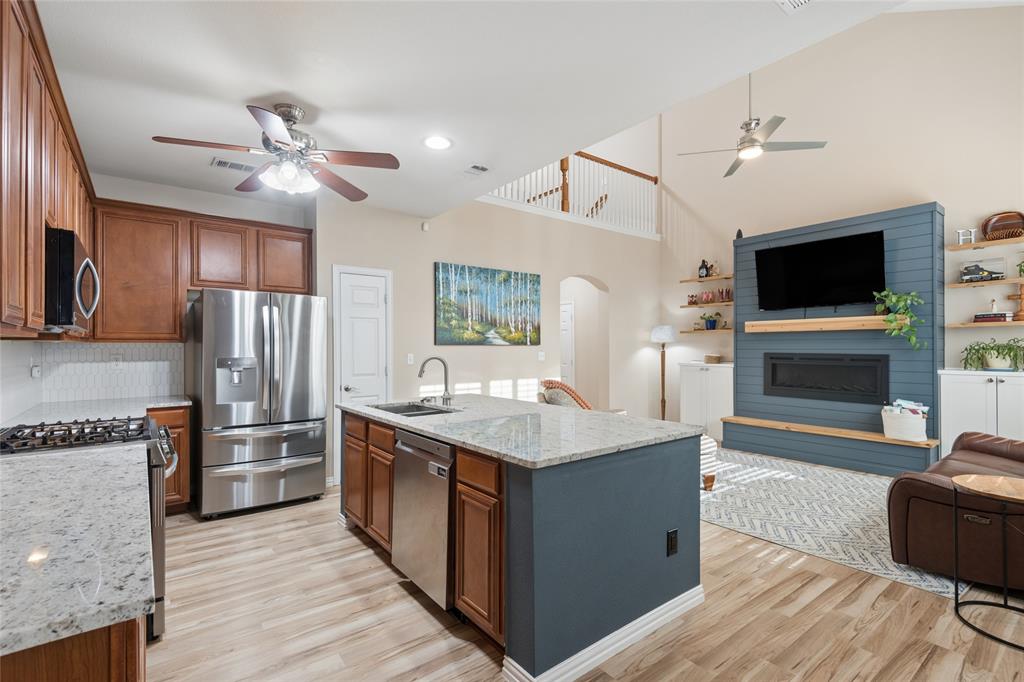 Home Town Nrh West - Residential