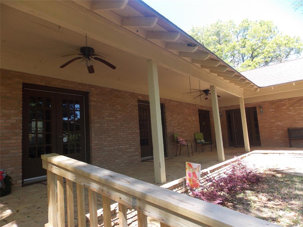 704 Adams Lane