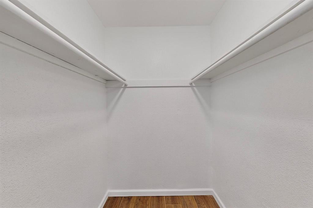 Skyline 04 - Residential