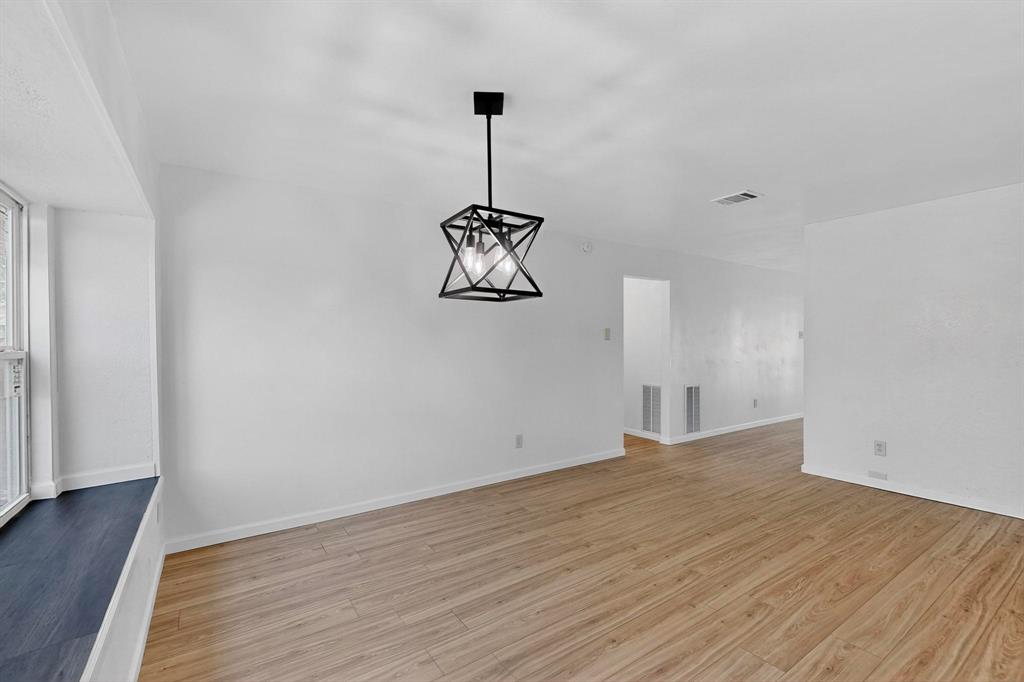 Skyline 04 - Residential