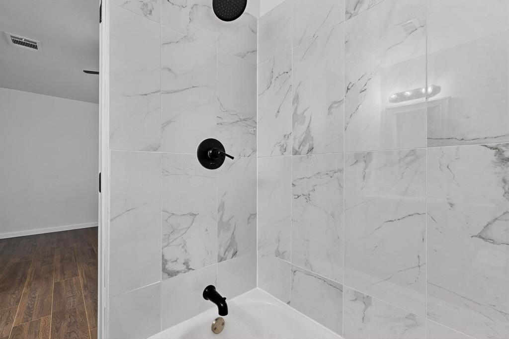 Skyline 04 - Residential