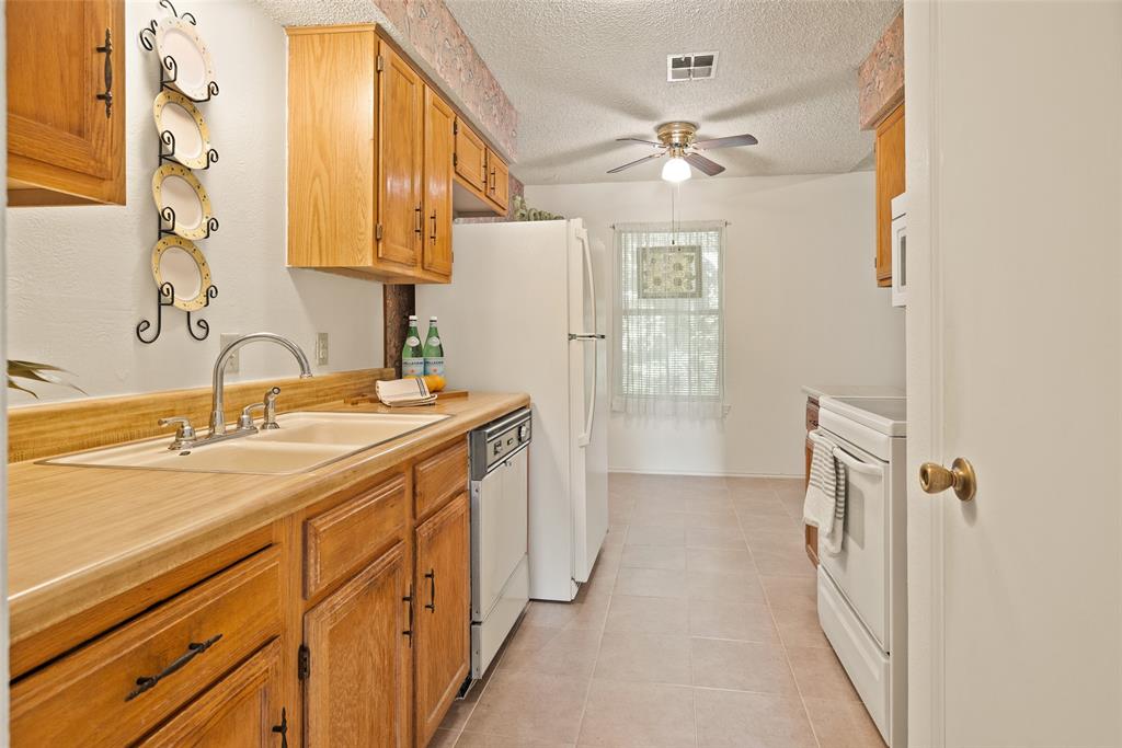 Country Oaks Add - Residential