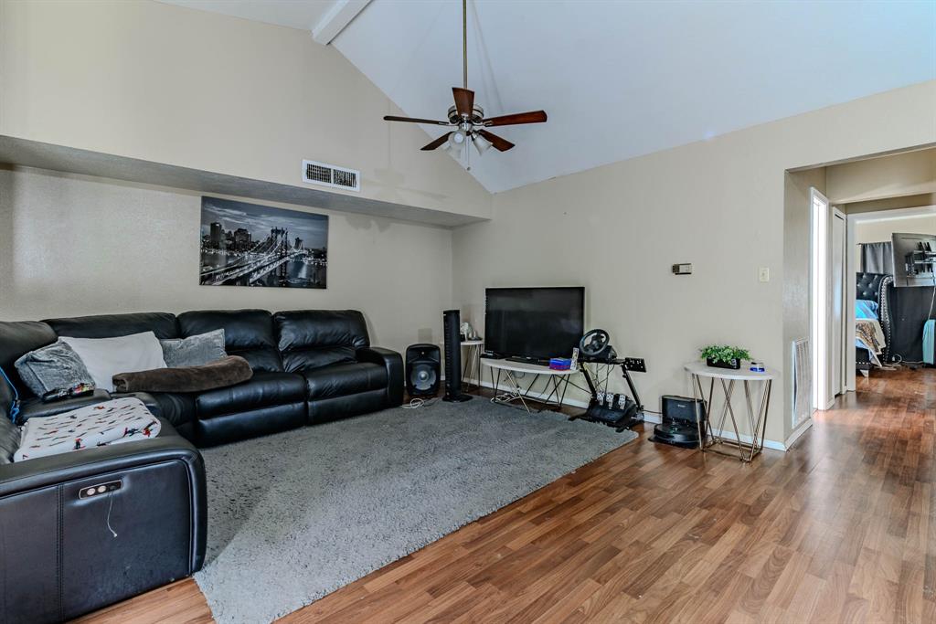 434 Pogue Street