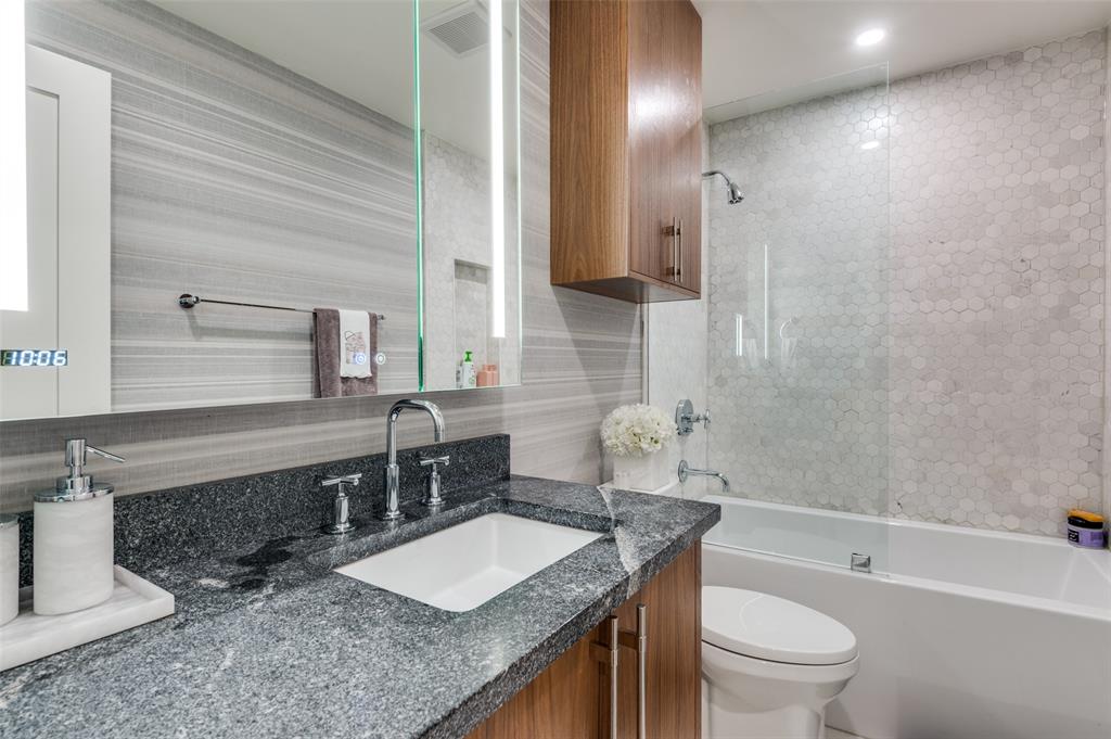 Preston Place 02 - Residential Income