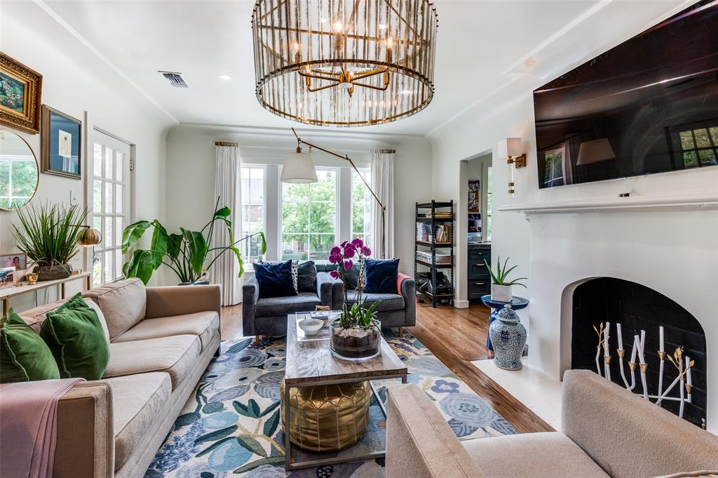 Preston Place 02 - Residential Income