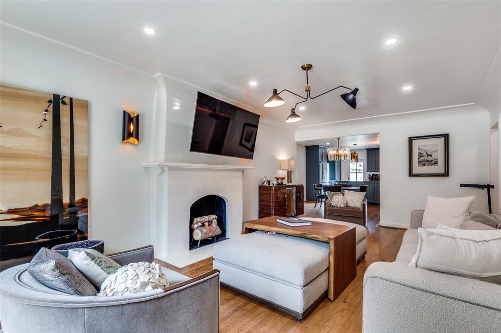 Preston Place 02 - Residential Income