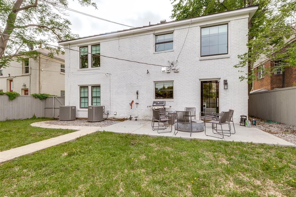 Preston Place 02 - Residential Income