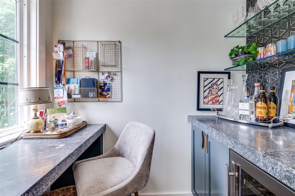 Preston Place 02 - Residential Income