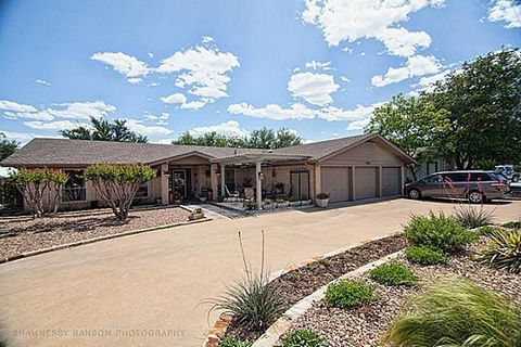 A home in Granbury