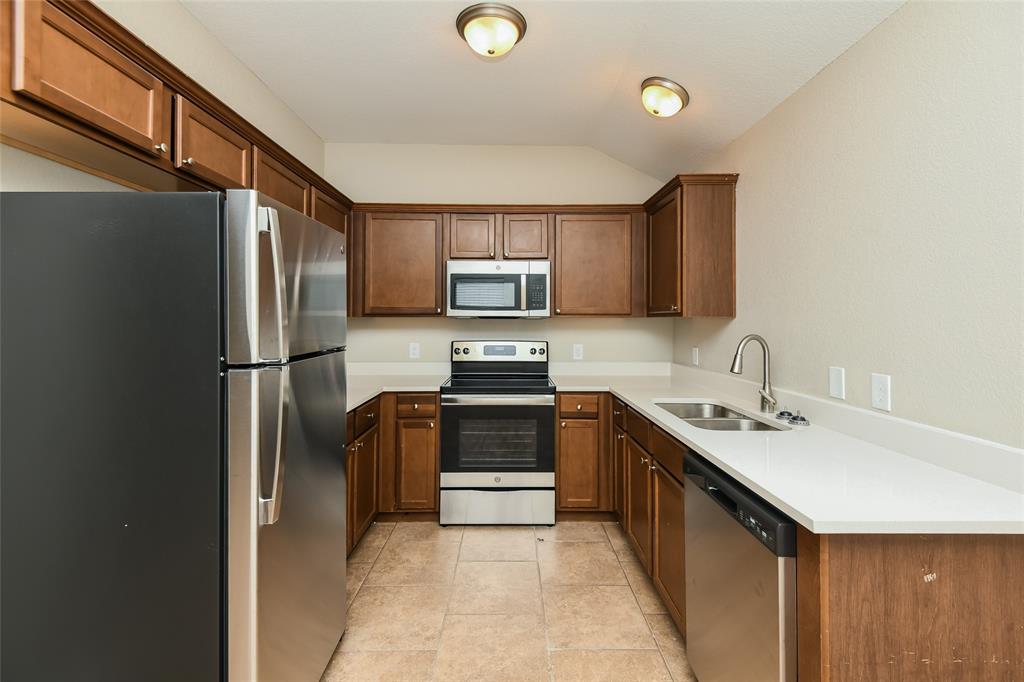 Windsor Park Sub - Residential Lease