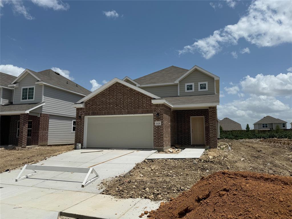 1129 Wind Drift Way