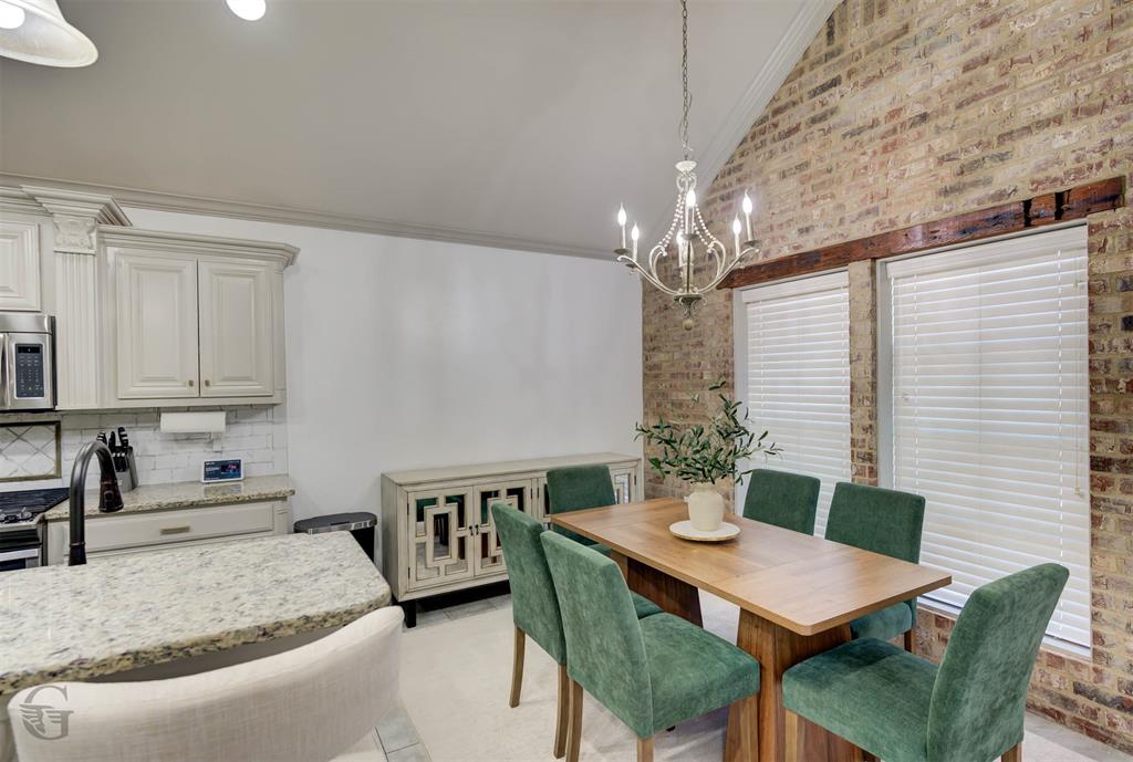 Jamestowne - Residential