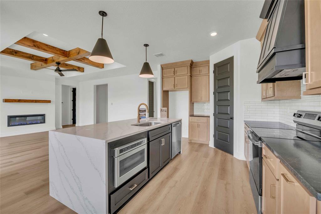 Rosenthal Estates - Residential