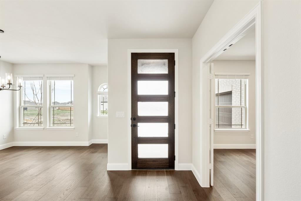 2125 Crosstimber Court