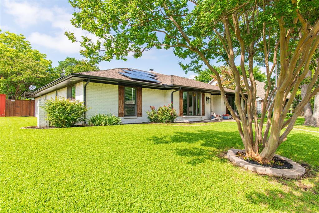 2725 Regal Road