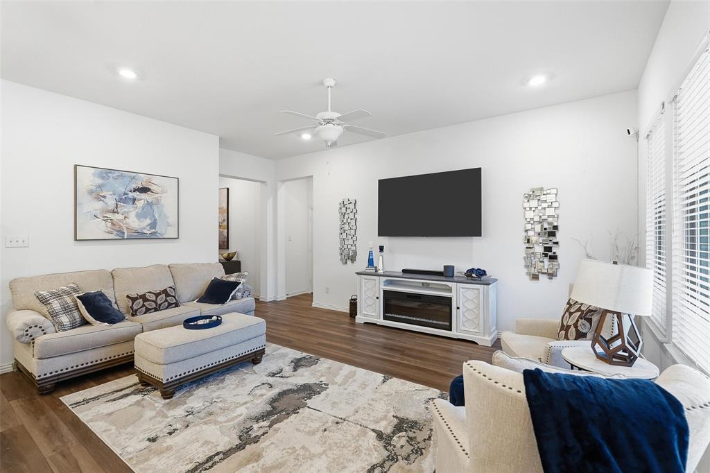 1864 Everglades Drive