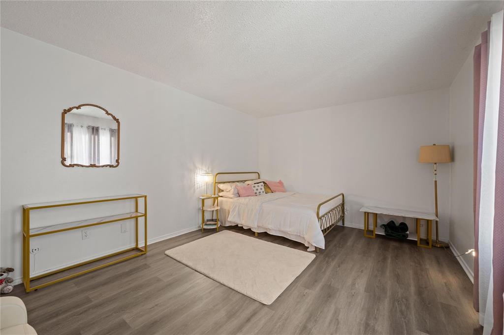 Woodhaven Twnhse Rev - Residential