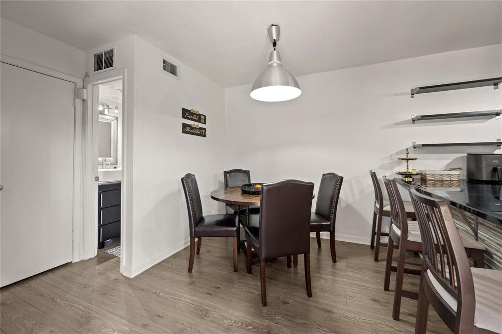 Woodhaven Twnhse Rev - Residential