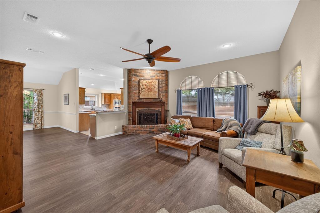 1600 Churchill Lane