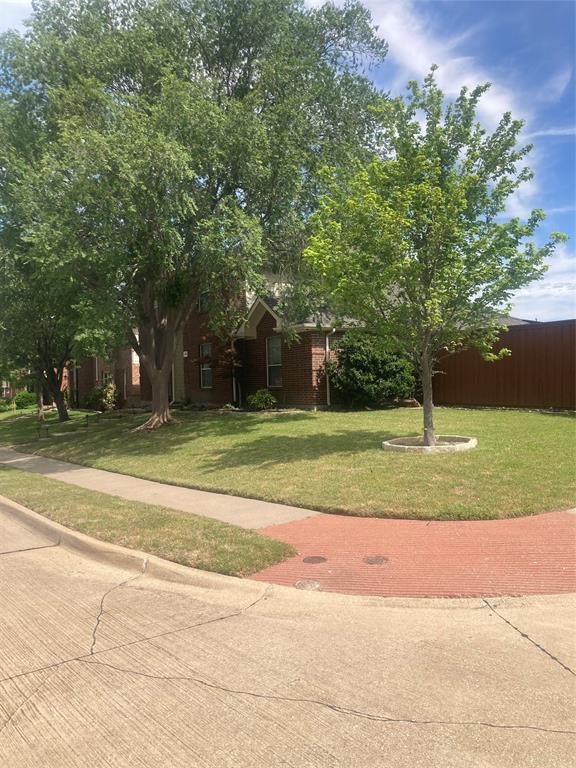 2860 Wild Oak Lane