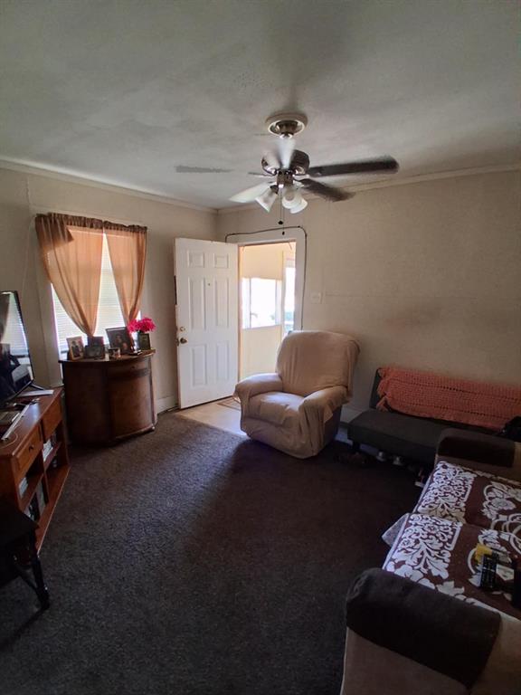 1015 E Morphy Street