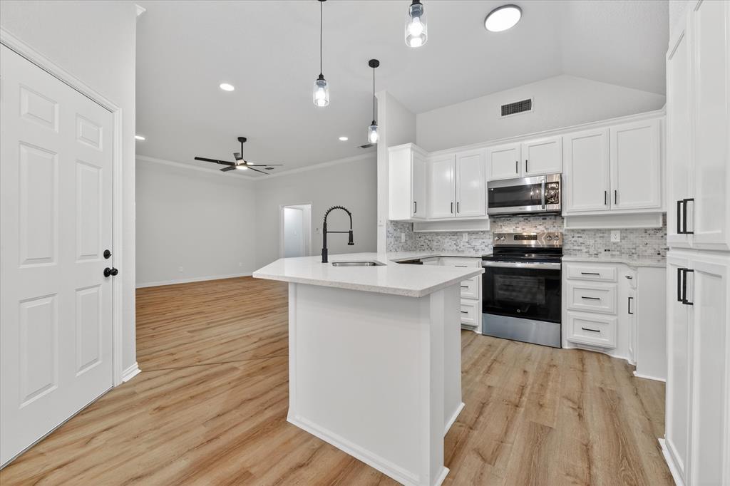 Runaway Bay - Residential