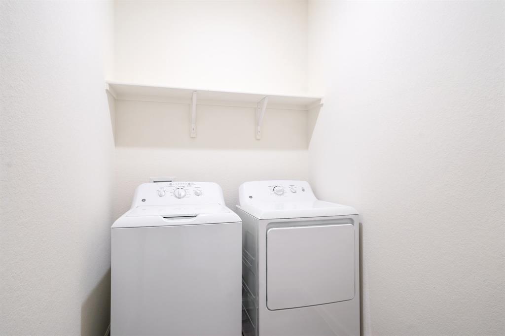 Melissa, Texas 75454, United States, 3 Bedrooms Bedrooms, ,2 BathroomsBathrooms,Residential,Active,164906