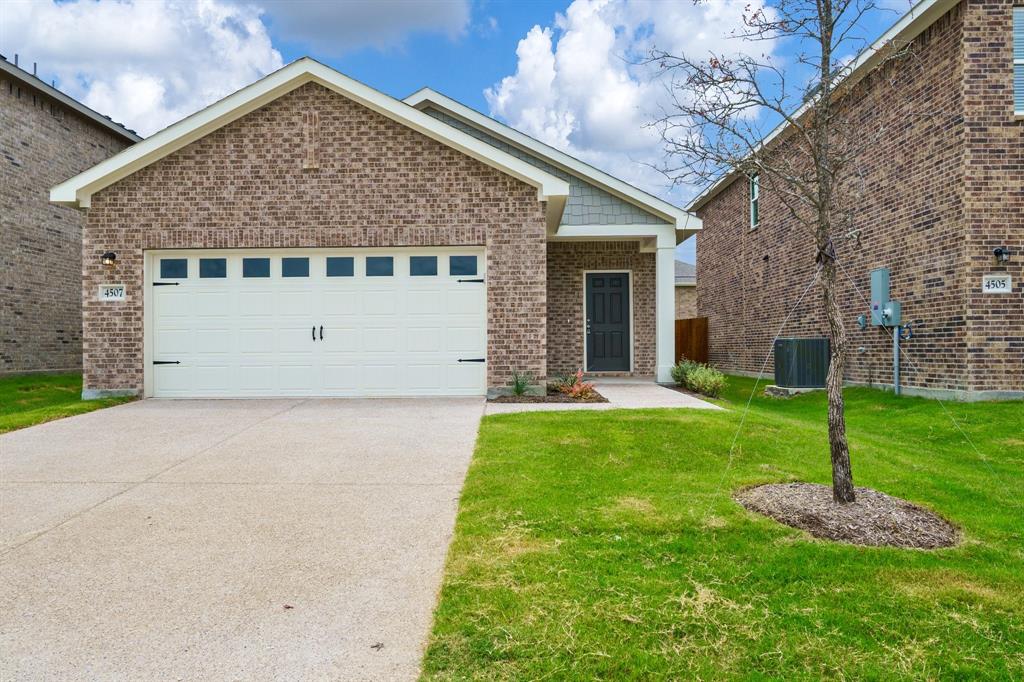 Melissa, Texas 75454, United States, 3 Bedrooms Bedrooms, ,2 BathroomsBathrooms,Residential,Active,164906