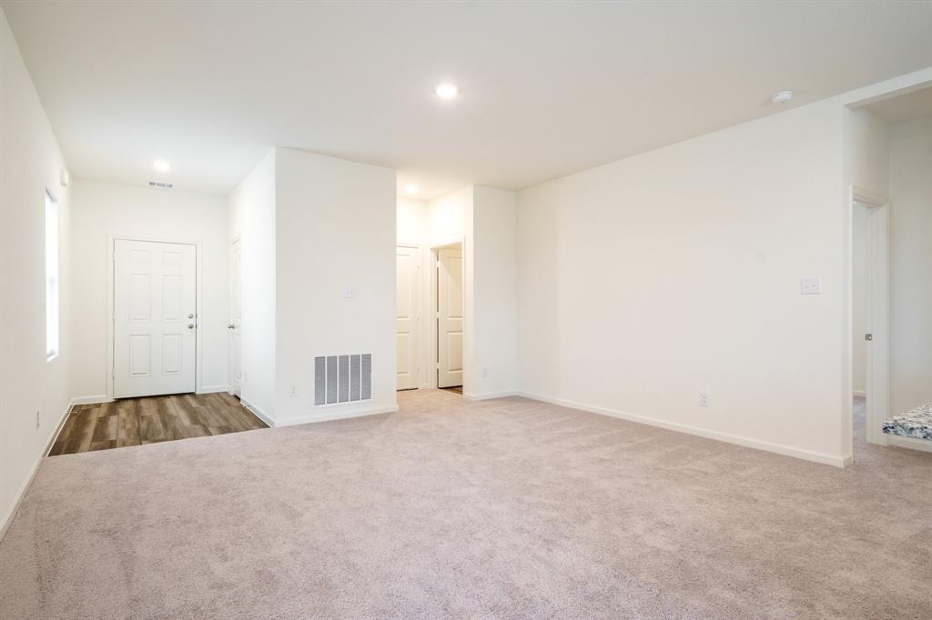 Melissa, Texas 75454, United States, 3 Bedrooms Bedrooms, ,2 BathroomsBathrooms,Residential,Active,164906