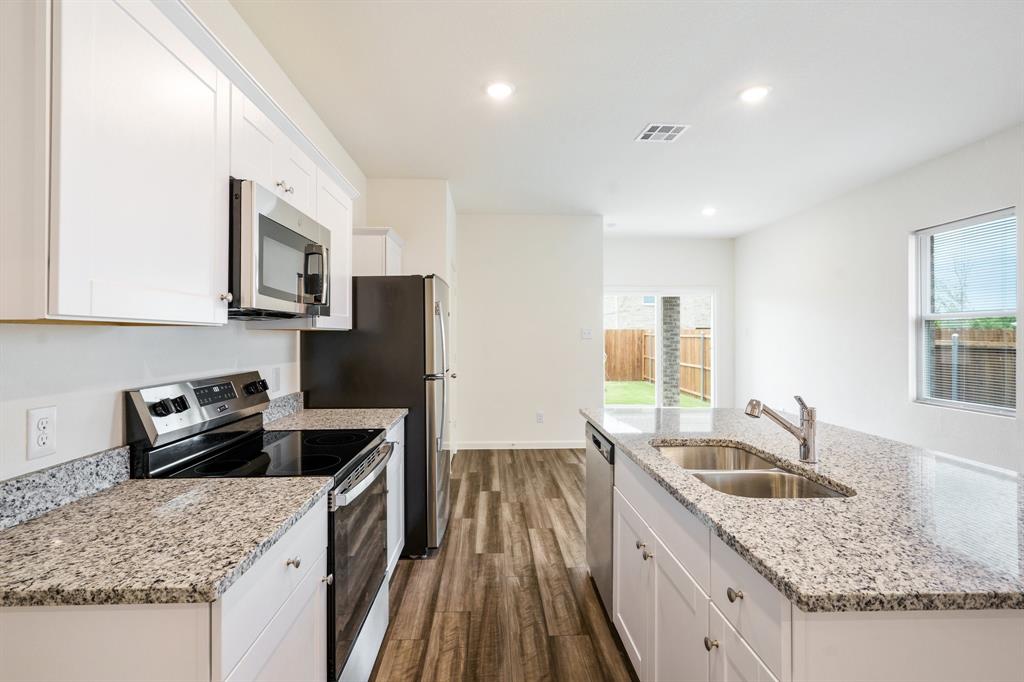 Melissa, Texas 75454, United States, 3 Bedrooms Bedrooms, ,2 BathroomsBathrooms,Residential,Active,164906